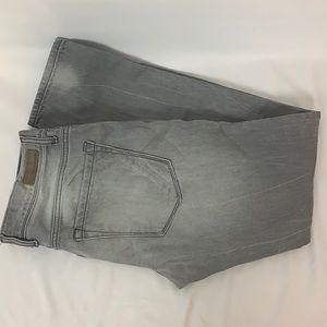 DKNY Williamsburg gray wash skinny jeans P209